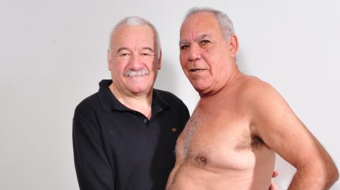 Photo of Conrad Craves A Macho